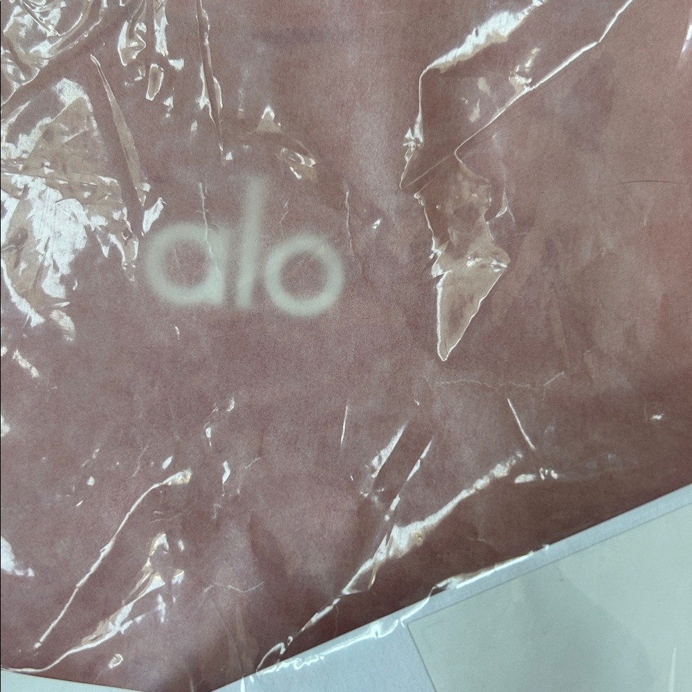 ALO Yoga Aspire Tank-NWT!! - Picture 8 of 10